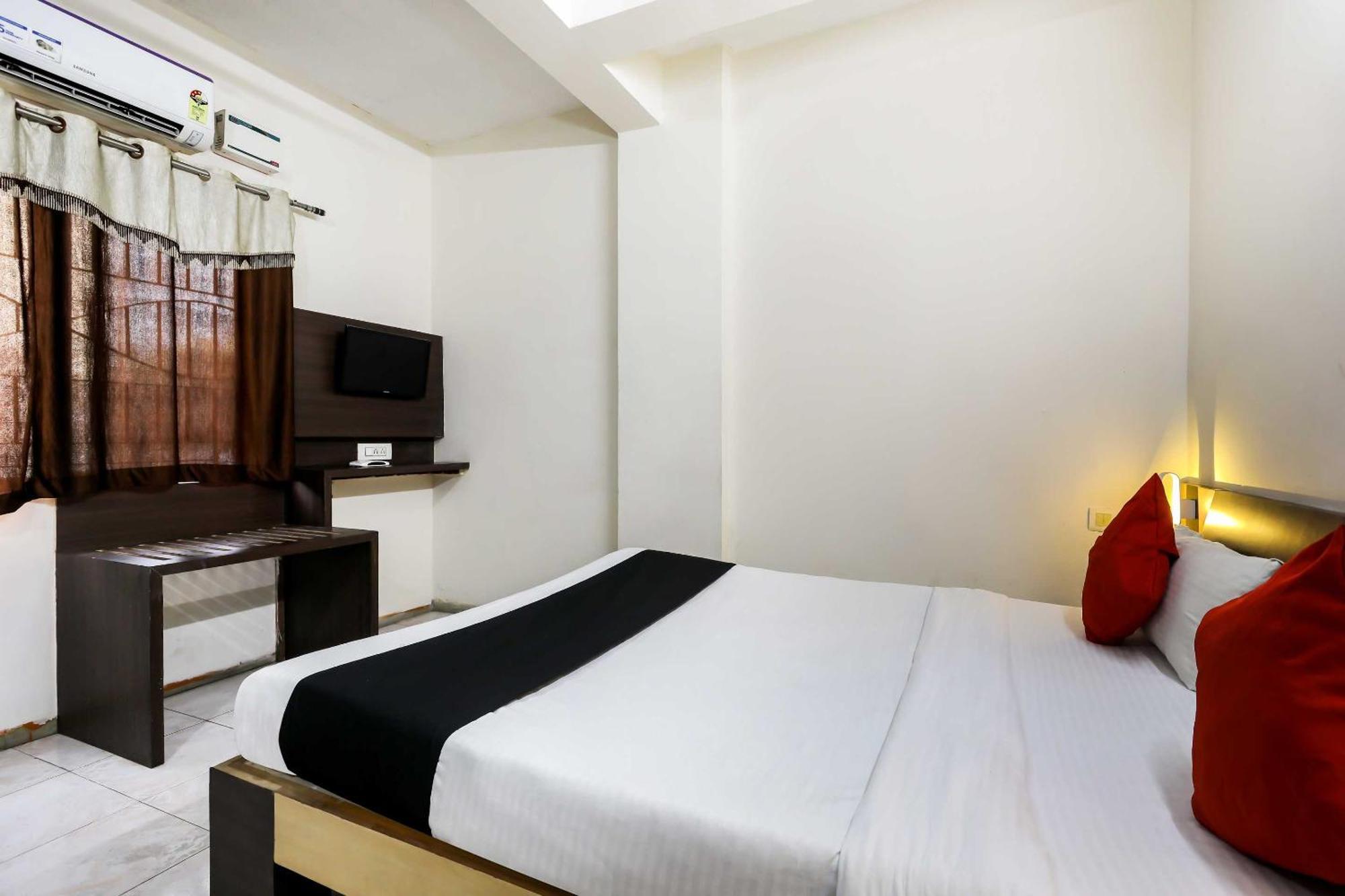 Collection O 3761 Hotel Shree Datta Ιντόρ Εξωτερικό φωτογραφία