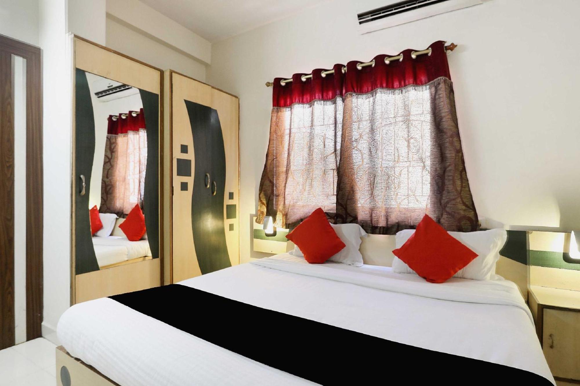 Collection O 3761 Hotel Shree Datta Ιντόρ Εξωτερικό φωτογραφία