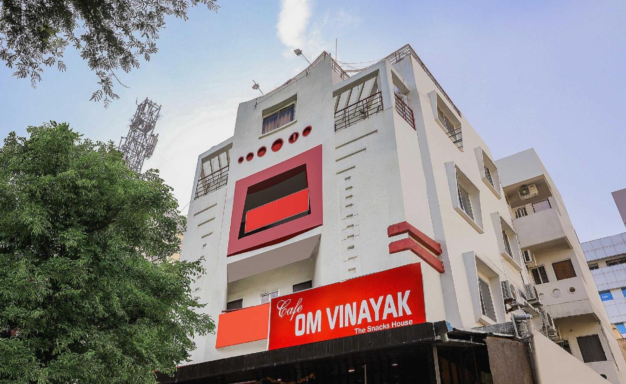 Collection O 3761 Hotel Shree Datta Ιντόρ Εξωτερικό φωτογραφία